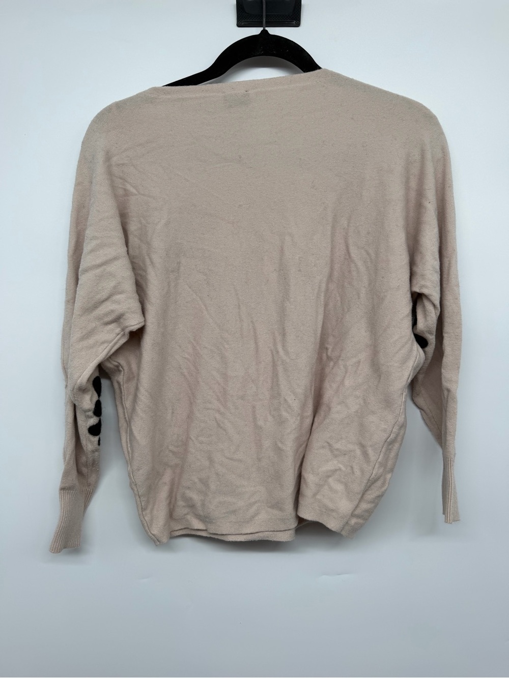 Aaeda Beige Black Daisy Floral Lightweight Sweater Size Small - Picture 3 of 3